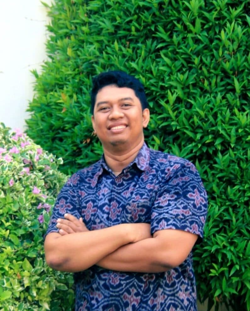 I Nyoman Dinton Vicky Budi Laksana S.T., M.T